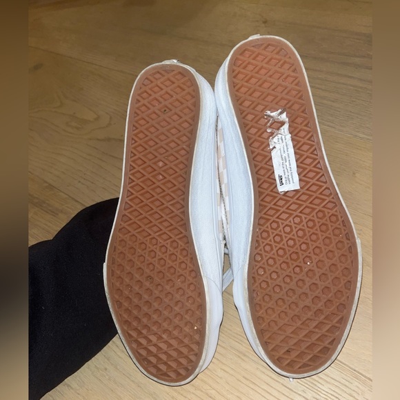 High top Vans NWOT - Picture 6 of 6